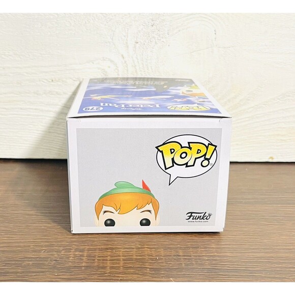Funko Pop Peter Pan #279 Disney Movie Vinyl Figure Hot Topic Exclusive - Picture 5 of 6